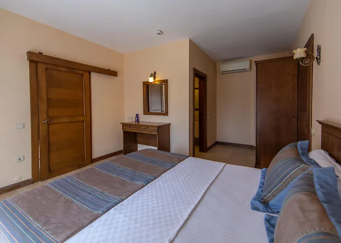 Ipek Garden Palace Hotel Yaliciftlik