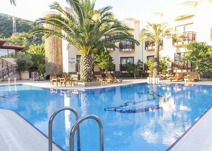 Ipek Garden Palace 3*