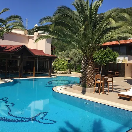 Ipek Garden Palace 4* Yalıçiftlik
