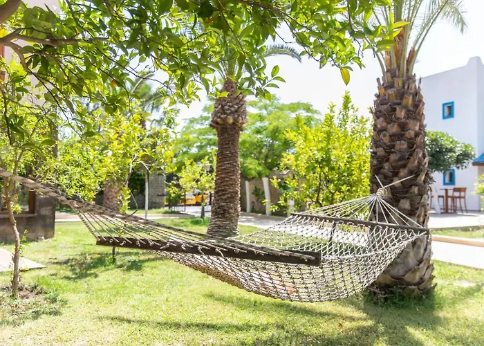 Otel Ipek Garden Palace Yalıçiftlik