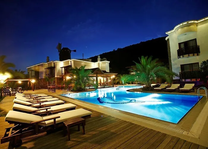 Otel Ipek Garden Palace Yalıçiftlik