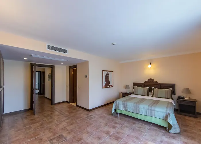 Ipek Garden Palace Yalıçiftlik